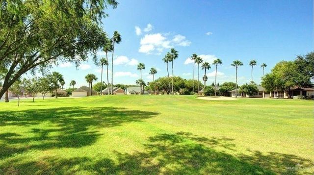 912 Palm Drive, Alamo, TX 78516