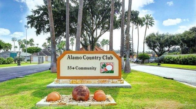 912 Palm Drive, Alamo, TX 78516