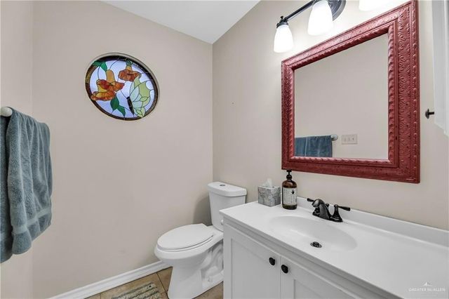 912 Palm Drive, Alamo, TX 78516