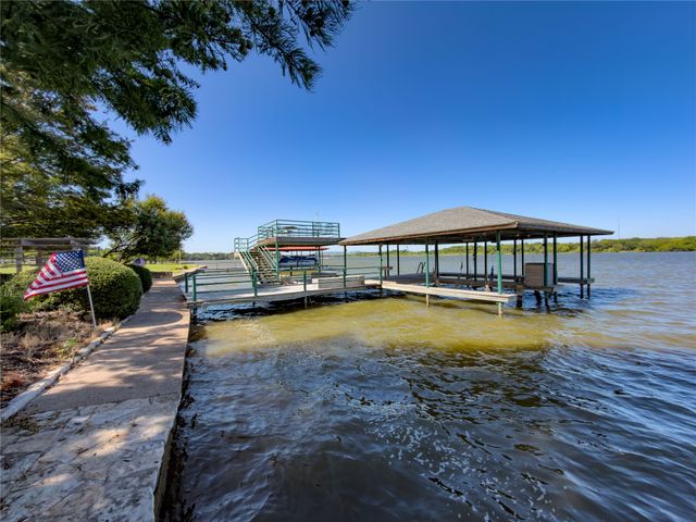 702 Pintail Court, Granbury, TX 76049