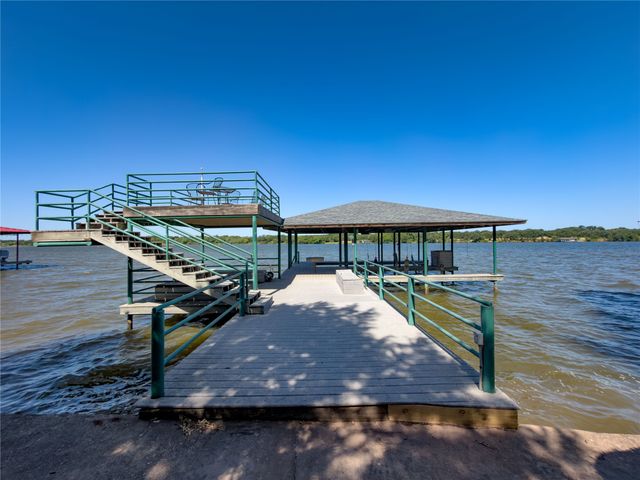 702 Pintail Court, Granbury, TX 76049