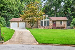 382 Quail Hollow Drive, Lawrenceville, GA 30043
