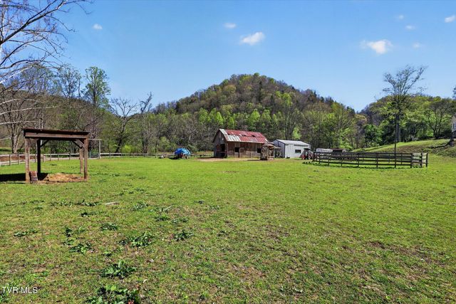11343 Robinson Hollow Road, Coeburn, VA 24230