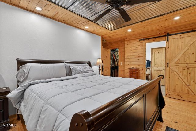 11343 Robinson Hollow Road, Coeburn, VA 24230