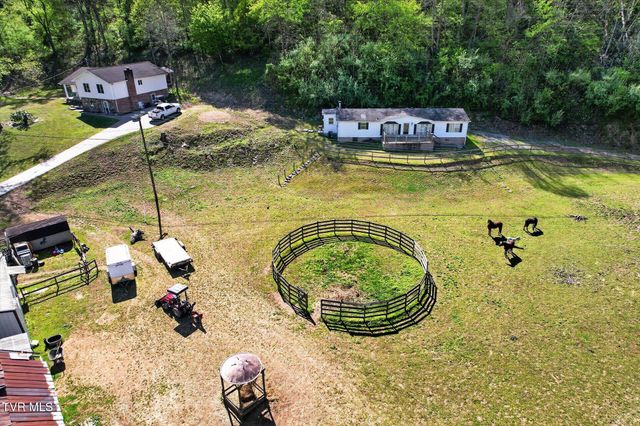 11343 Robinson Hollow Road, Coeburn, VA 24230