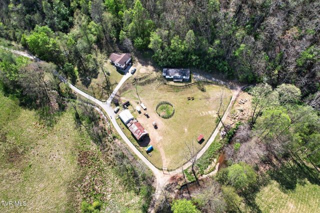 11343 Robinson Hollow Road, Coeburn, VA 24230