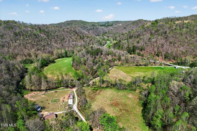11343 Robinson Hollow Road, Coeburn, VA 24230