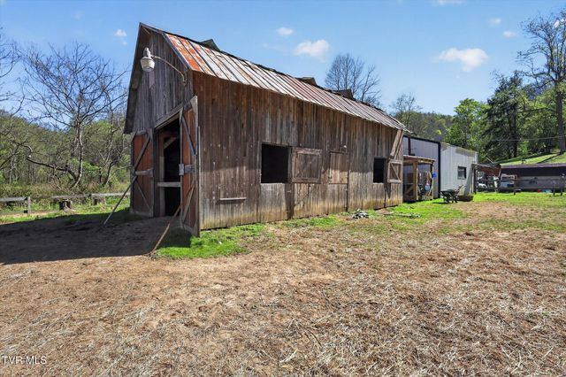 11343 Robinson Hollow Road, Coeburn, VA 24230