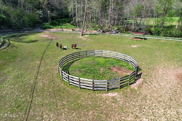 11343 Robinson Hollow Road, Coeburn, VA 24230