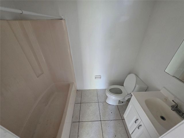 904 33RD AVENUE E, Bradenton, FL 34208