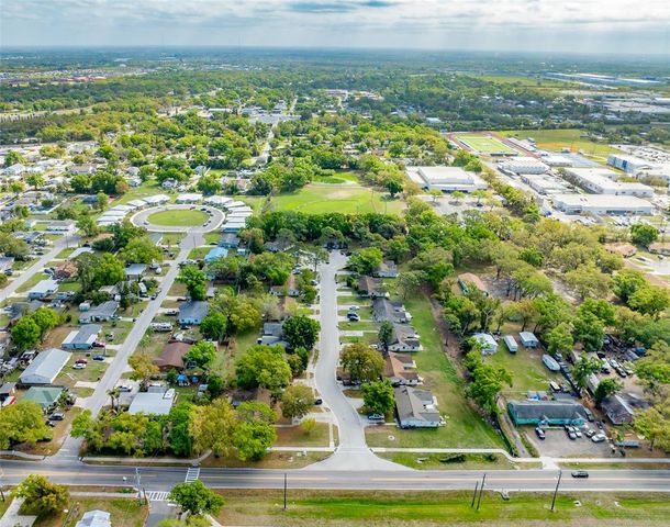 904 33RD AVENUE E, Bradenton, FL 34208