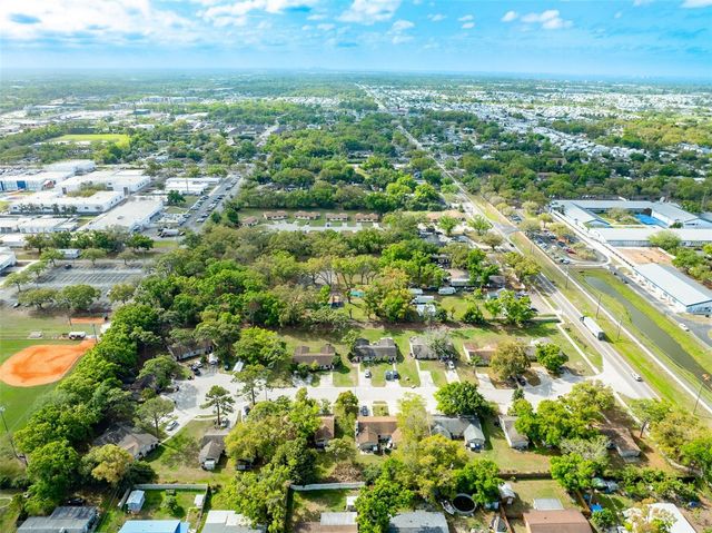 904 33RD AVENUE E, Bradenton, FL 34208