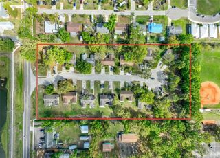 904 33RD AVENUE E, Bradenton, FL 34208