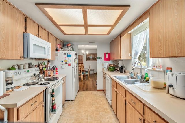 8173 SW 107TH PLACE, Ocala, FL 34481