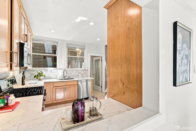 3471 19th Street, San Francisco, CA 94110