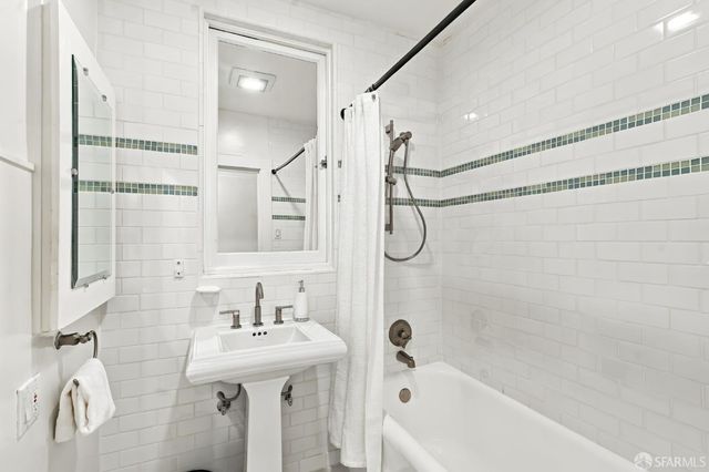3471 19th Street, San Francisco, CA 94110