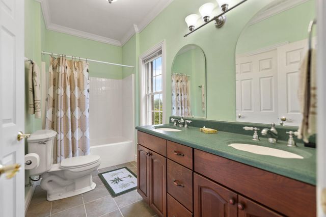 225 Hilltop Road, East Bernstadt, KY 40729