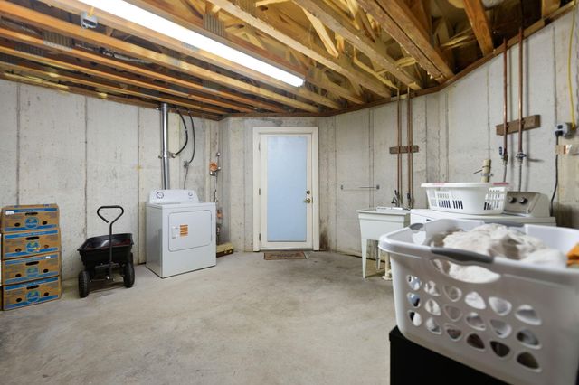 225 Hilltop Road, East Bernstadt, KY 40729