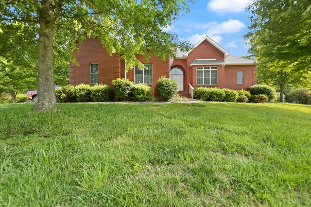 225 Hilltop Road, East Bernstadt, KY 40729