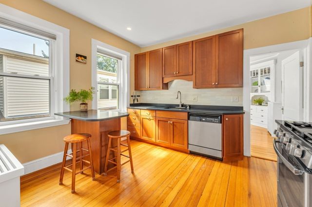 250 Arborway 3, Boston, MA 02130