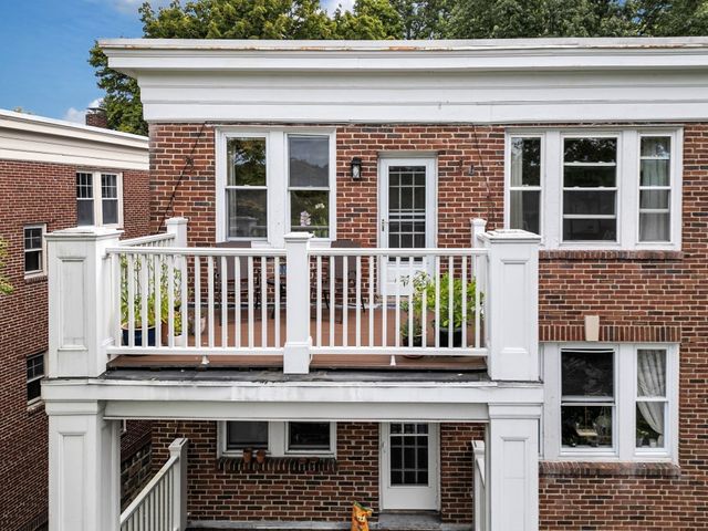 250 Arborway 3, Boston, MA 02130
