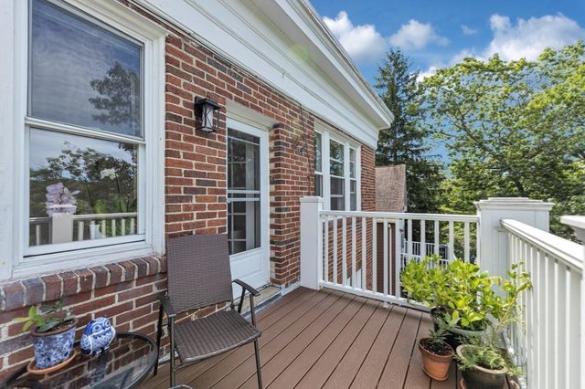 250 Arborway 3, Boston, MA 02130
