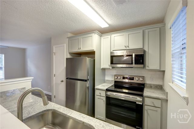 20 Lansing B, Savannah, GA 31406