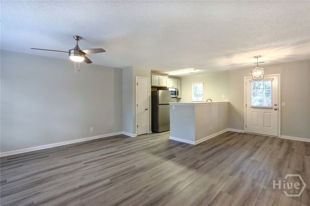 20 Lansing B, Savannah, GA 31406