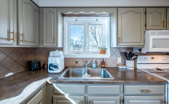 15040 230 Street, Council Bluffs, IA 51503