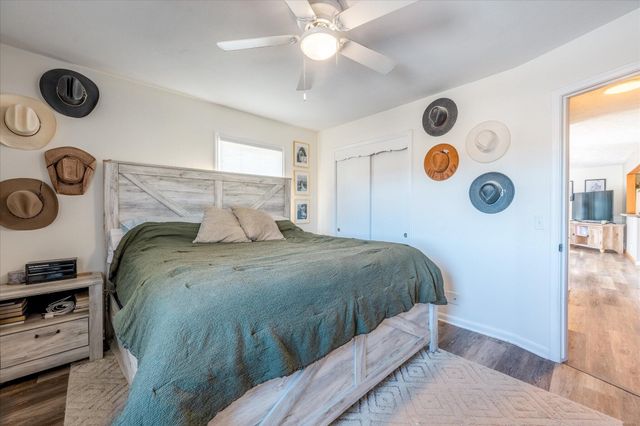 15040 230 Street, Council Bluffs, IA 51503