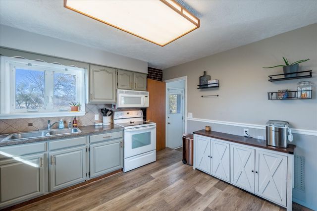 15040 230 Street, Council Bluffs, IA 51503