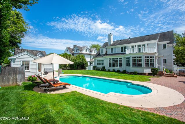 38 Vroom Avenue, Spring Lake, NJ 07762