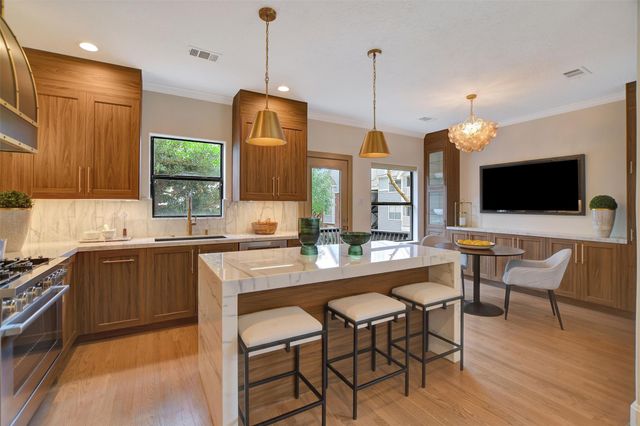 2817 Newman Street, Houston, TX 77098