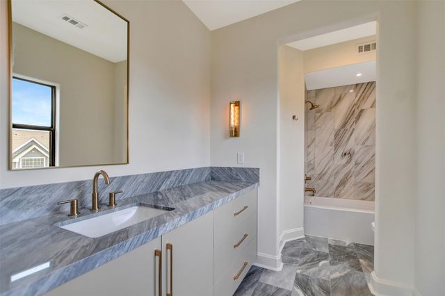 2817 Newman Street, Houston, TX 77098