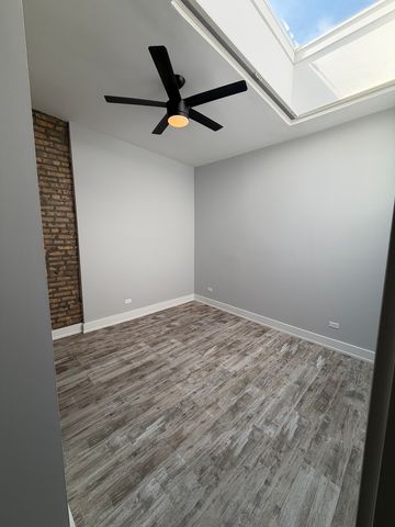 1572 N Milwaukee Avenue K, Chicago, IL 60622