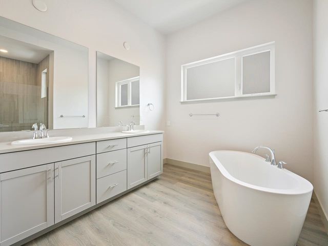 392 W Ridges Boulevard, Grand Junction, CO 81507