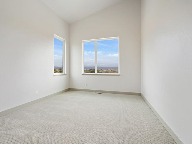 392 W Ridges Boulevard, Grand Junction, CO 81507