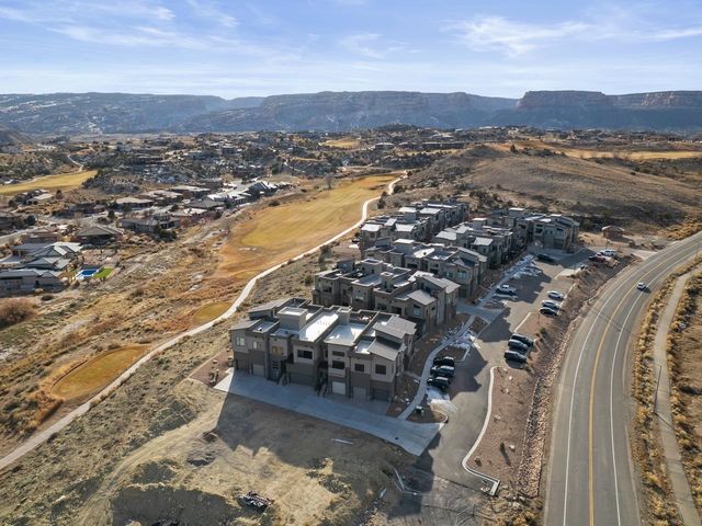 392 W Ridges Boulevard, Grand Junction, CO 81507