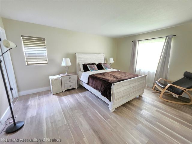 7 A Miracle Avenue, Avon Park, FL 33825