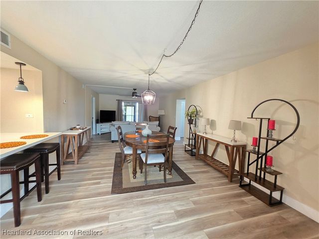 7 A Miracle Avenue, Avon Park, FL 33825