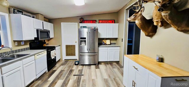 2298 N Wilmoth Highway, Raisin Township, MI 49221