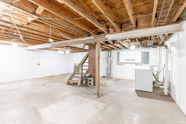 4007 Hoagland Avenue, Fort Wayne, IN 46807