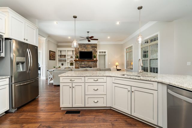 9222 Holstein Dr, Nolensville, TN 37135