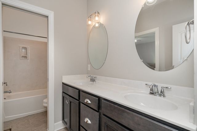 9222 Holstein Dr, Nolensville, TN 37135