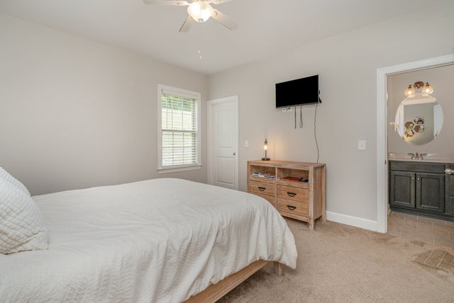 9222 Holstein Dr, Nolensville, TN 37135