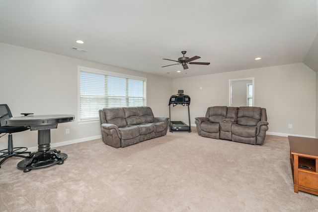 9222 Holstein Dr, Nolensville, TN 37135