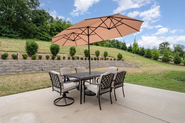 9222 Holstein Dr, Nolensville, TN 37135