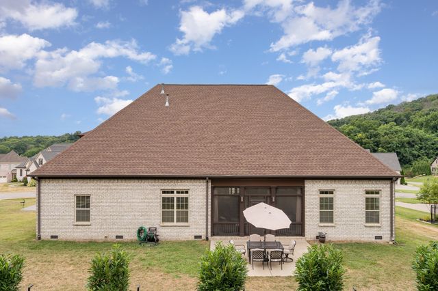 9222 Holstein Dr, Nolensville, TN 37135