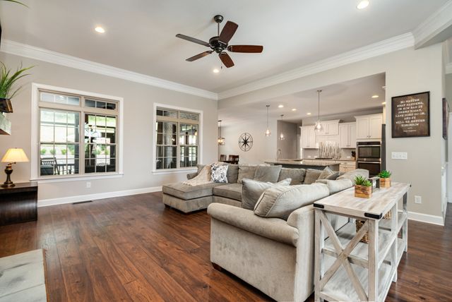 9222 Holstein Dr, Nolensville, TN 37135
