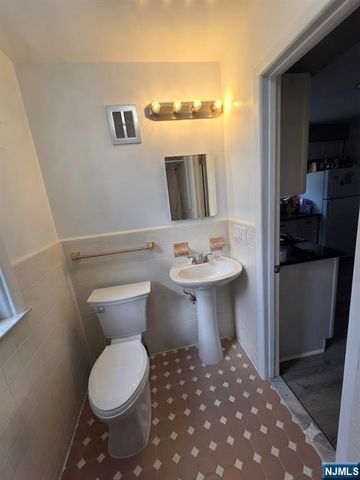 166 Carmita Avenue 2, Rutherford, NJ 07070